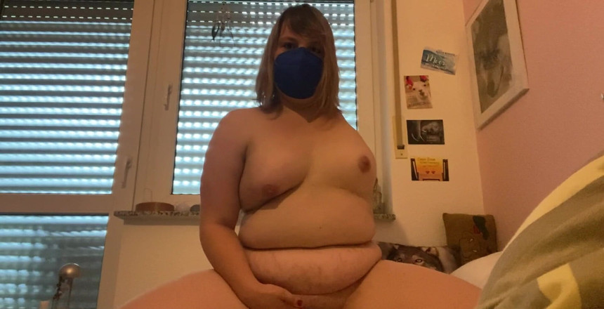 Deutsche Anna: Maske Takıyor... bildiğiniz koruma... Sırrım... En çok onsuz seviyorum