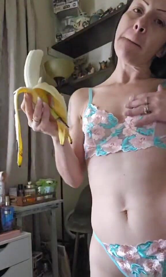 Raven Willow: Ben je klaar om je over te geven aan je...