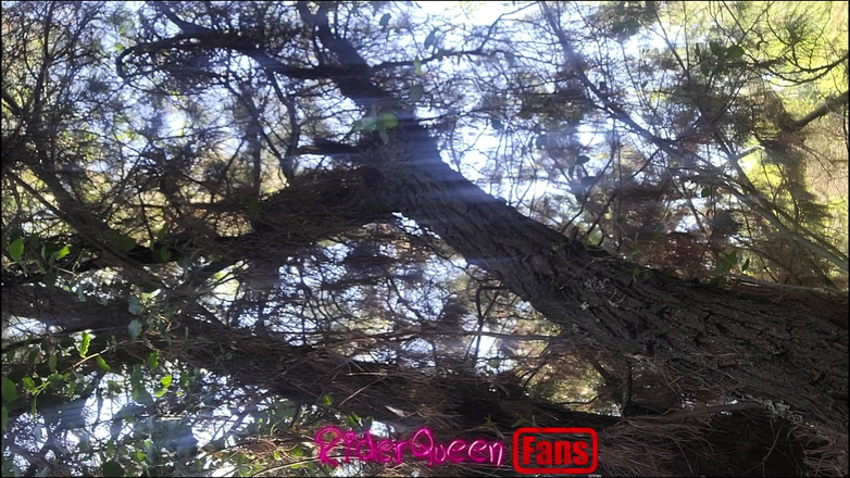 Only Riderqueen BBW Step Mom Latina Alone: Riderqueen Bersendirian, di luar, video untuk peminat