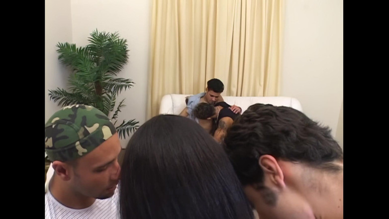 Mon Amie: Fahişe grubu mahvoluyor