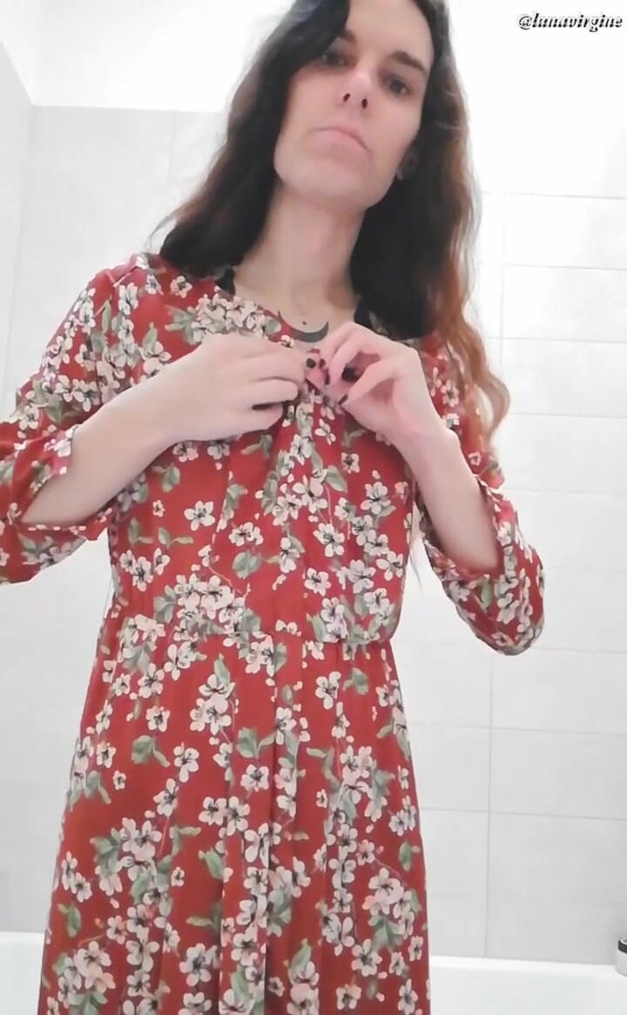 Odette Vesper: Mmxx.vii.xxvii // Oblékání dnes cítíte jazzy. Dostávám se do mých krásných červených...