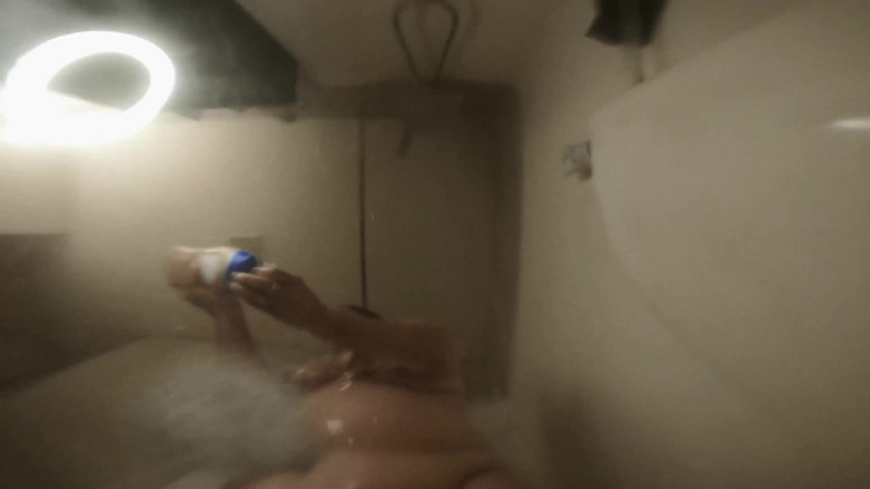 SexyNEBBW: Sexy BBW shower snatch