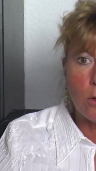 Lesbians milf loves te pussy loves the mature cock