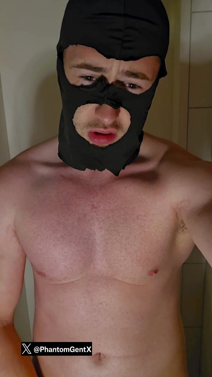 PhantomGentX: Phantomgentx Gay Solo Teases Massive Cock with Intense Dirty Talk