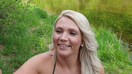 Tatjana Young: Einen schwanz an der frischen luft lutschen!