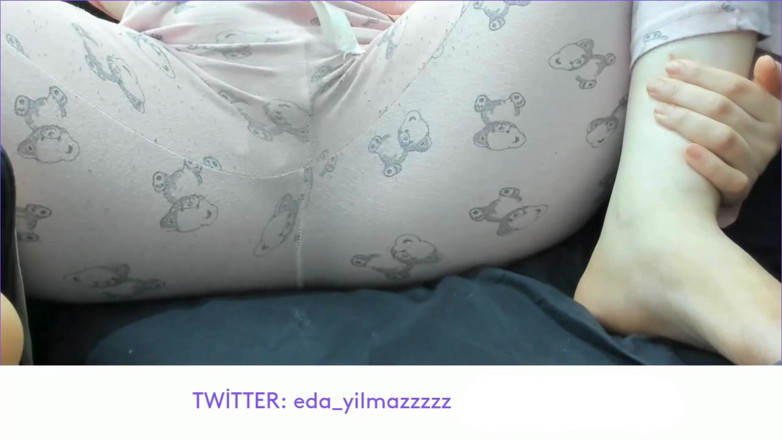 bigass_sexy_bigboobs: Pajama Masturbate- Rubbing Pussy with Pajama