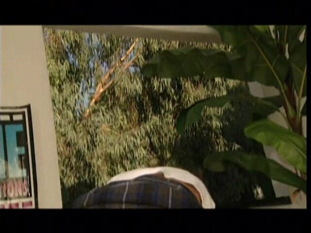 Solo Sensations: Jonge Aziatische raakt haar poesje aan en neemt een sensuele...