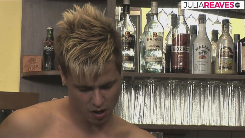 Just X Gays cumshots: Rubia puta barebacks apretado culo con enorme polla
