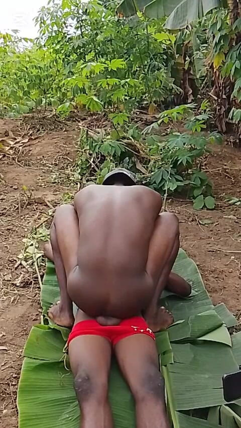 Porchey: Bohr den schlampenarsch mit 12 Zoll schwanz