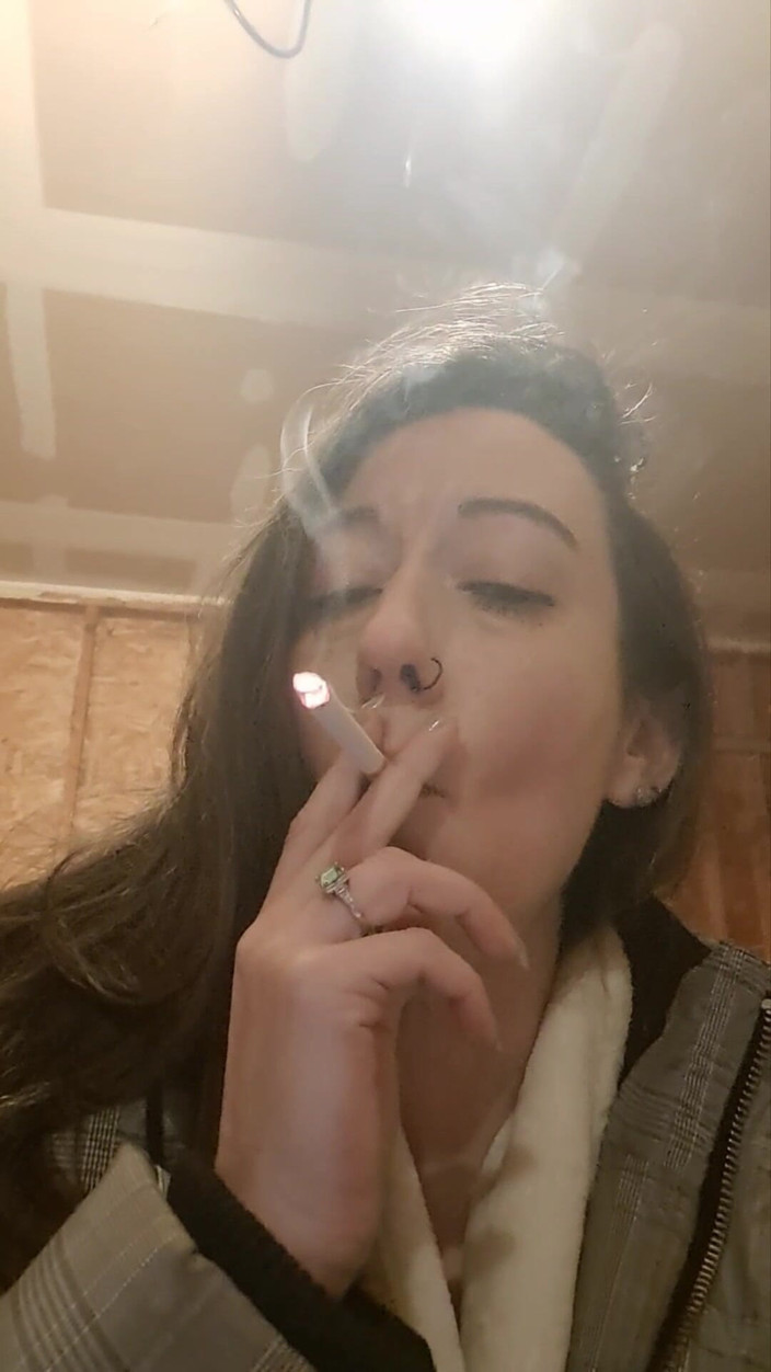 Naughty alchemy: EjaAn Merokok Diselit