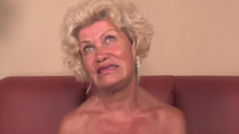 Mature Wanker: Mums with Boys! When Old Women and Young Men Fuck!