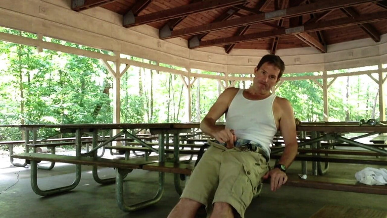 TJenner: Masturbasi perkemahan