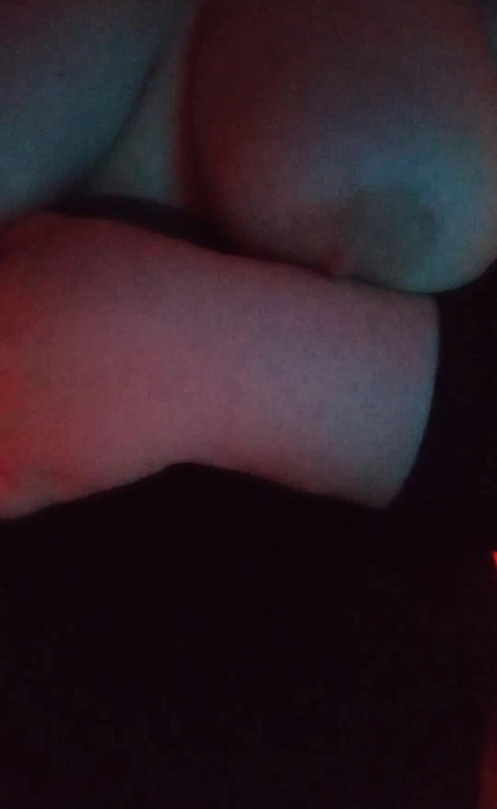 AnnyKun: Підступні сиськи