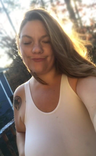 420bettyboobs: Procházka bez podprsenky