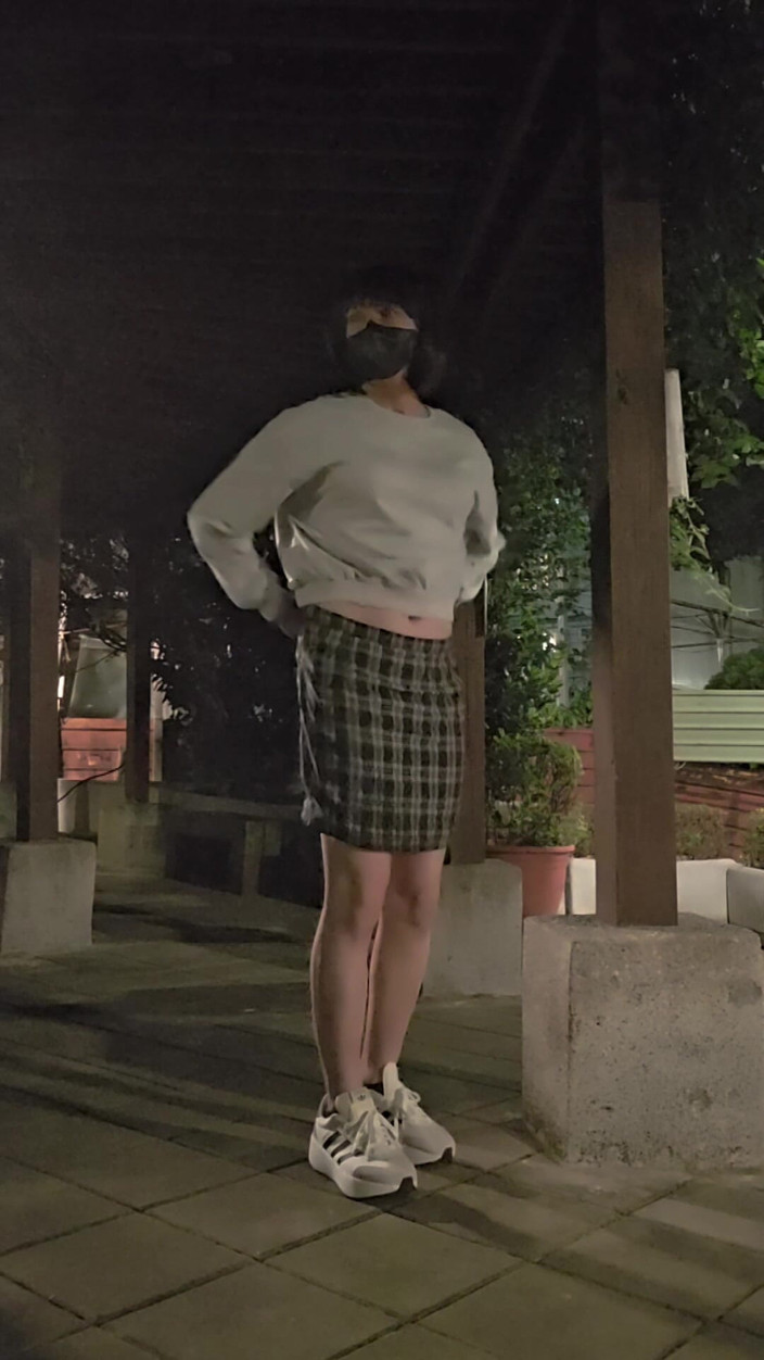 Taiwancdgirl: 내 팬티에 사정한 다음 입어