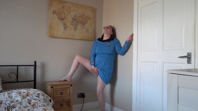 Littlevixen: Striptease in Star Trek Cosplay Nurse Uniform