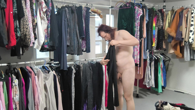 JanineLang: Gantung Dobi Telanjang