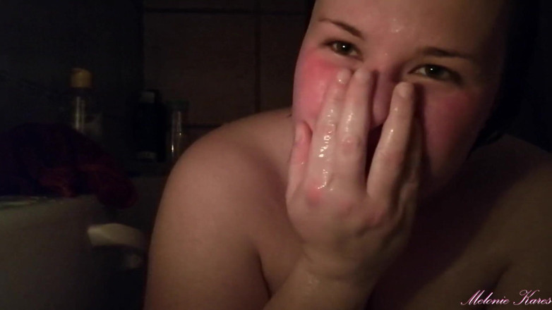 Melonie Kares: BBW candlelit bath boob play POV
