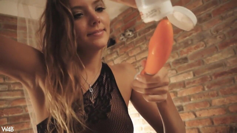 Watch4beauty: With a Smile