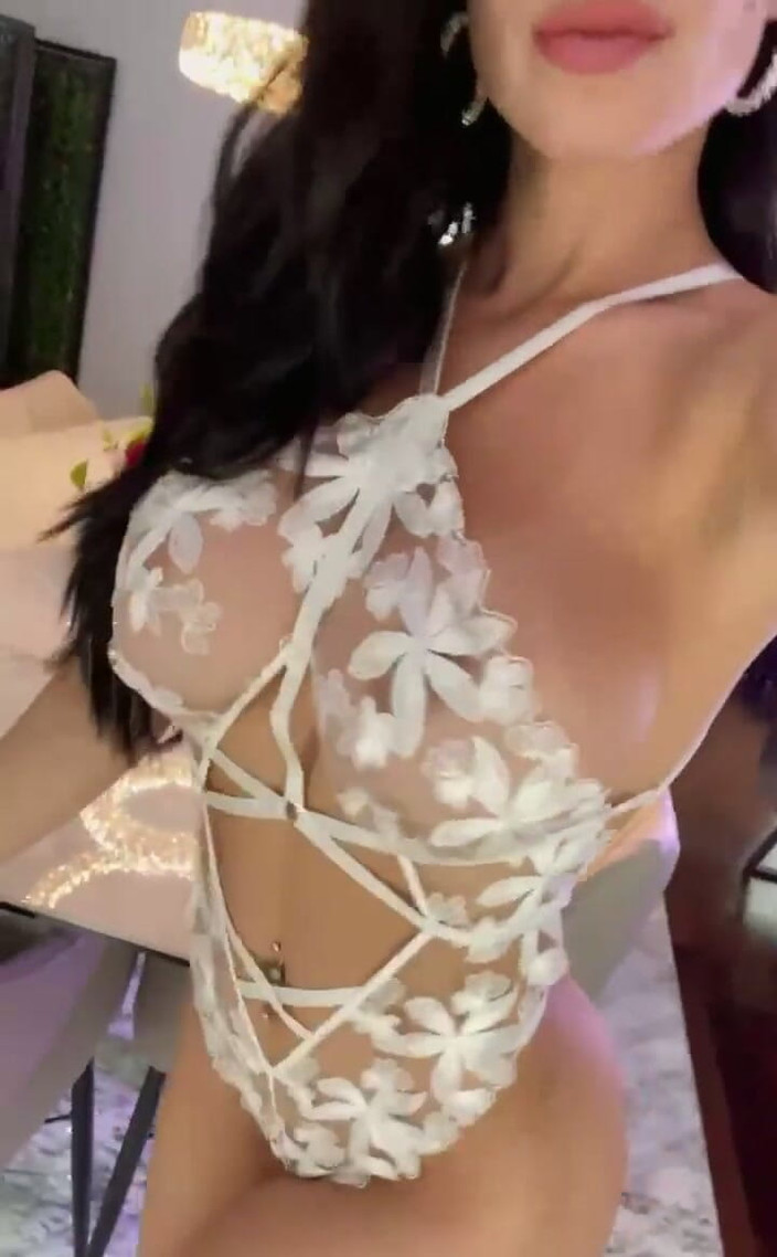 Miss Lexa: Diesen arsch schütteln