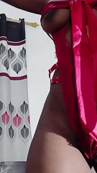 Alexa - lingeriedans: plagende rondingen, wilde passie wacht