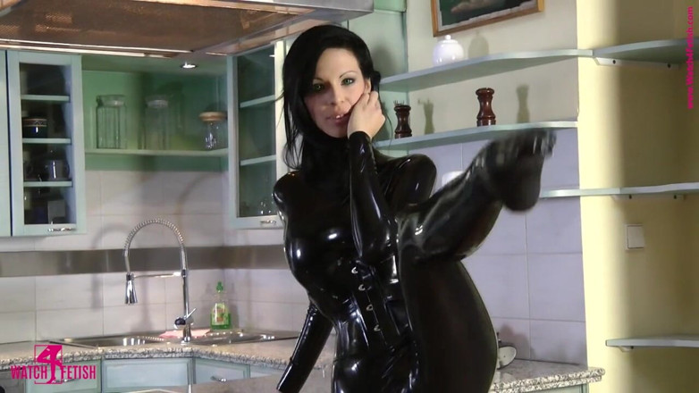 Fem Latex: Terezza and her love for latex