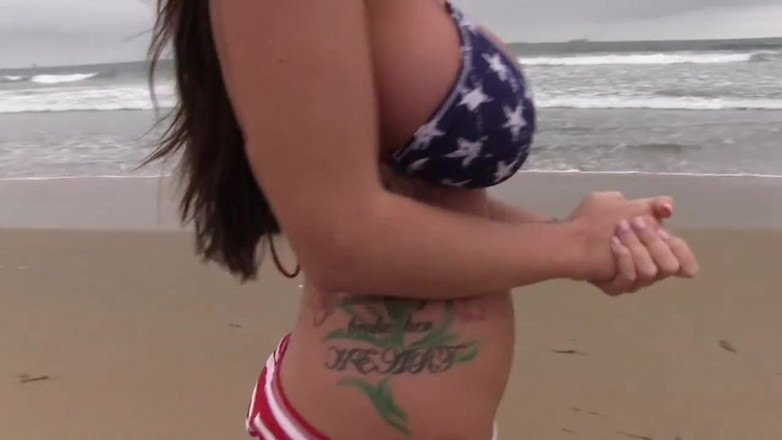 Milf X: Hot MILF needs to be fucked by a huge cock...
