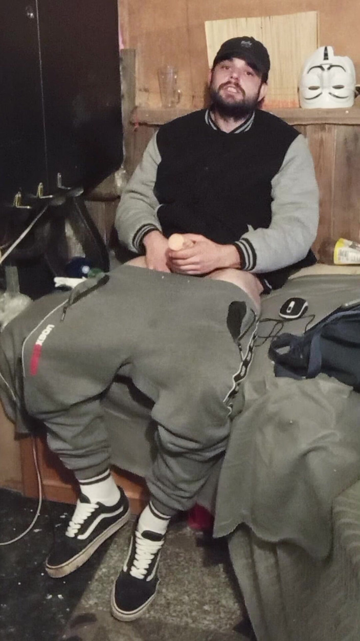 jerkofflover: 자위하러 가는 곳에서 사정하고 내가 만든 비디오 전에 플러스 제어