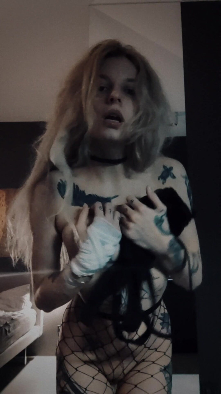 Sweet alice: Khiêu vũ solo