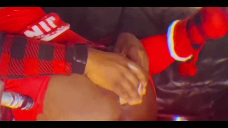 DipsoDeep: Spesial Natal Untuk Kamu Ngocok KontolMu