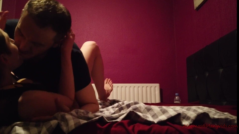 Glamour: Sexe anal et bouche pleine de sperme. POV, gode, double...