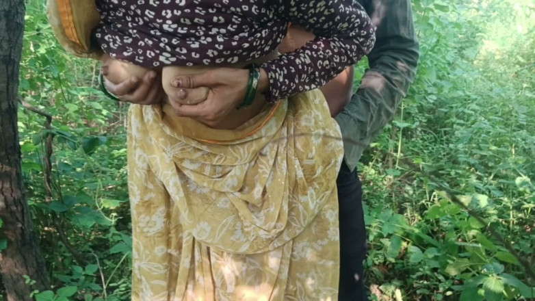 seema: Bhabhi Jangal mi Akeli Mili Aur tieten Niellini Bhabhi Ka