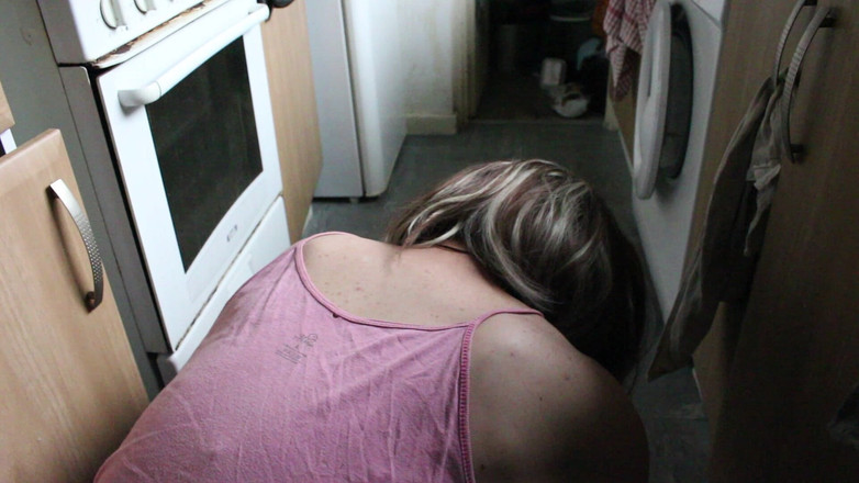 Lilly Disgrace: Zametání Sissy