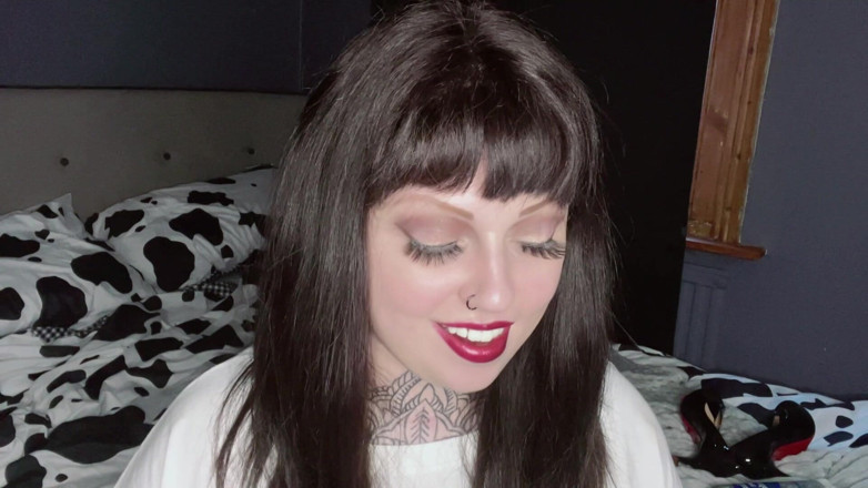 Miss Valentina: Castigo de maestros crueles