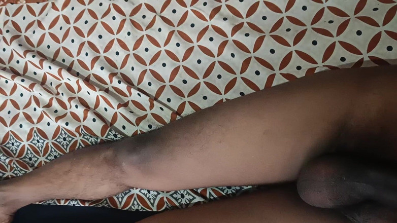 shapemodel: Mallu nue, gay