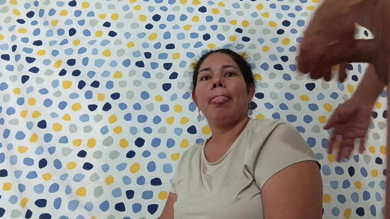 Valkyrieandluigy: Leche En los Dients, Gesichtsbesamung