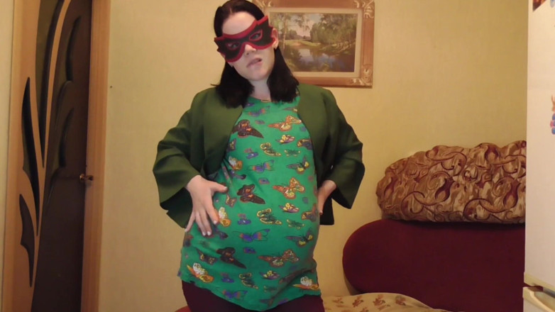 Anna Sky: Hot pregnant slut Anna in costume