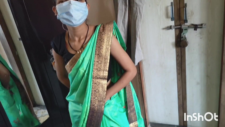 Desishycouple: Soție indiană care se pregătește în sari verde, partea 2