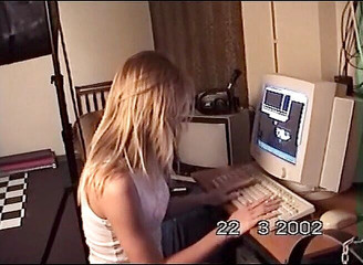 Flash Model Amateurs: Si sente sexy dopo aver giocato