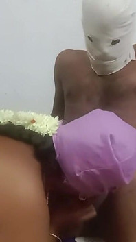 Tamil Hot Couple Fucking in House Beautiful Body