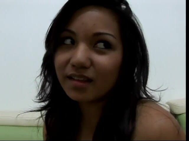 Asian Club: Slut gets her cunt felt up by guy then gives...