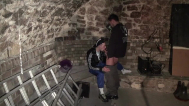 Sneaker Sex Kinky: Submissed to the sneakers of his friend