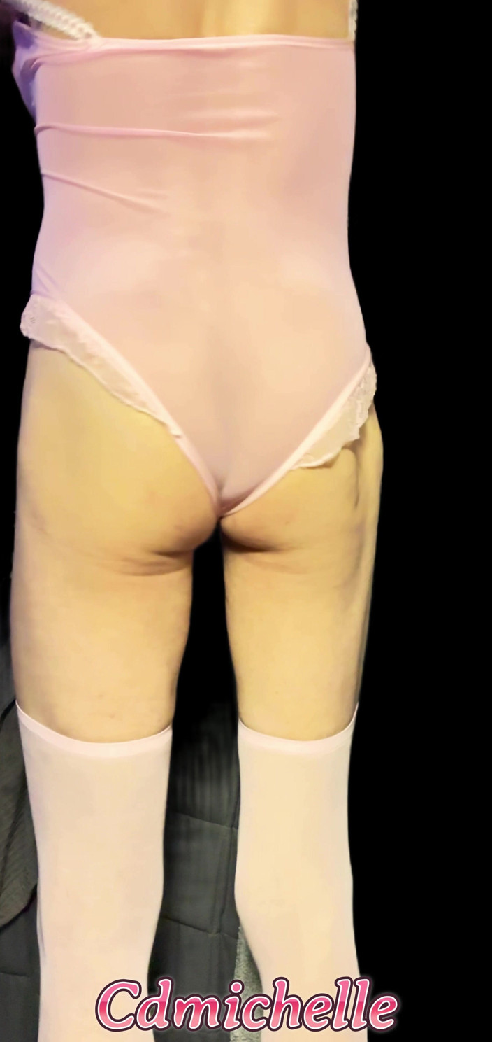 Feeling sexy today crosdressing: Cdmichelle la plus grande vidéo que j’ai faite en bikini...