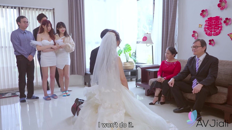 AV Jiali: 新郎在新婚之夜被sakura干