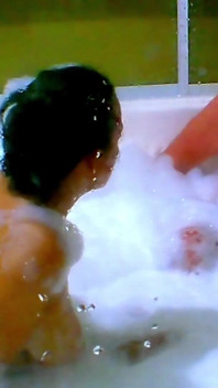 Ejaculează în Jacuzzi cu Garabas și Olpr