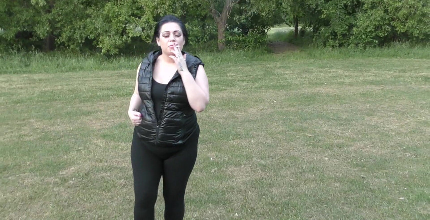 Catalia's Epic Filth: Куріння на відкритому повітрі