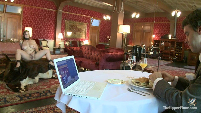 The Upper Floor by Kink: Gli schiavi del sesso vanno a lavorare per padroni e...