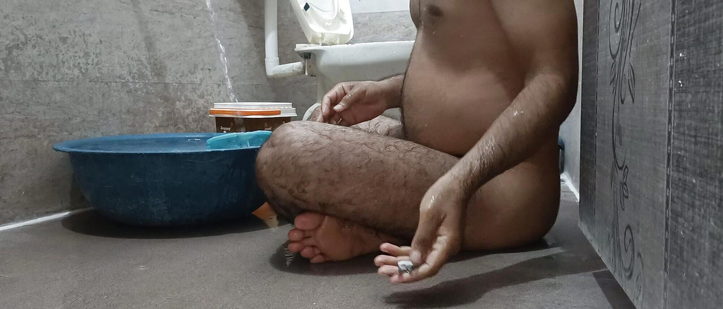 LovedSunsine1990: Tôi đặt một ngón tay vào mông của mình trong khi...