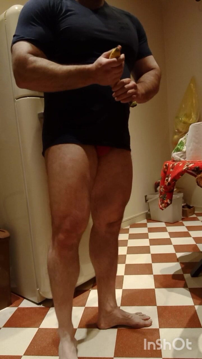 Markwolf: Banana Is Much Better to Eat with Delicious Cum on...