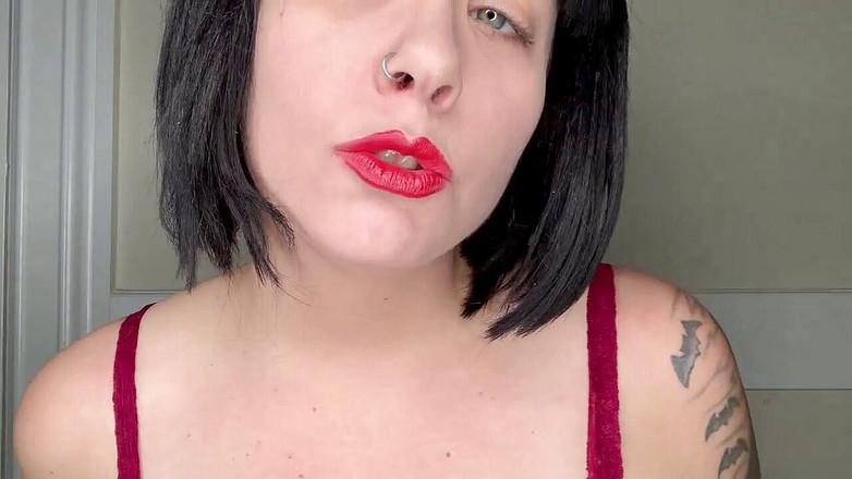 Deanna deadly: Dra nytta av dina röda läppar och tit fetisch